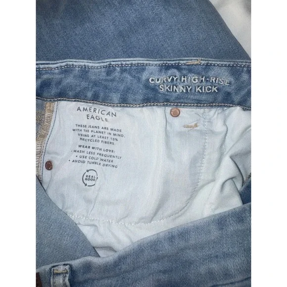 American Eagle women's Curvy High Rise Skinny Kick 20 Short like new. - Picture 12 of 15